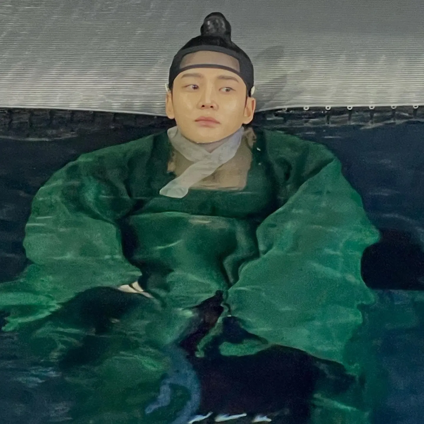 Foto terbaru dari Rowoon