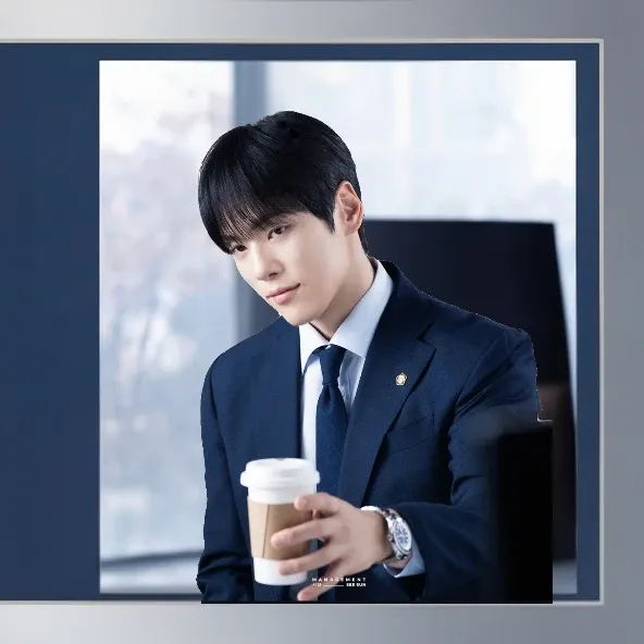 Foto terbaru dari Kim Junghyun