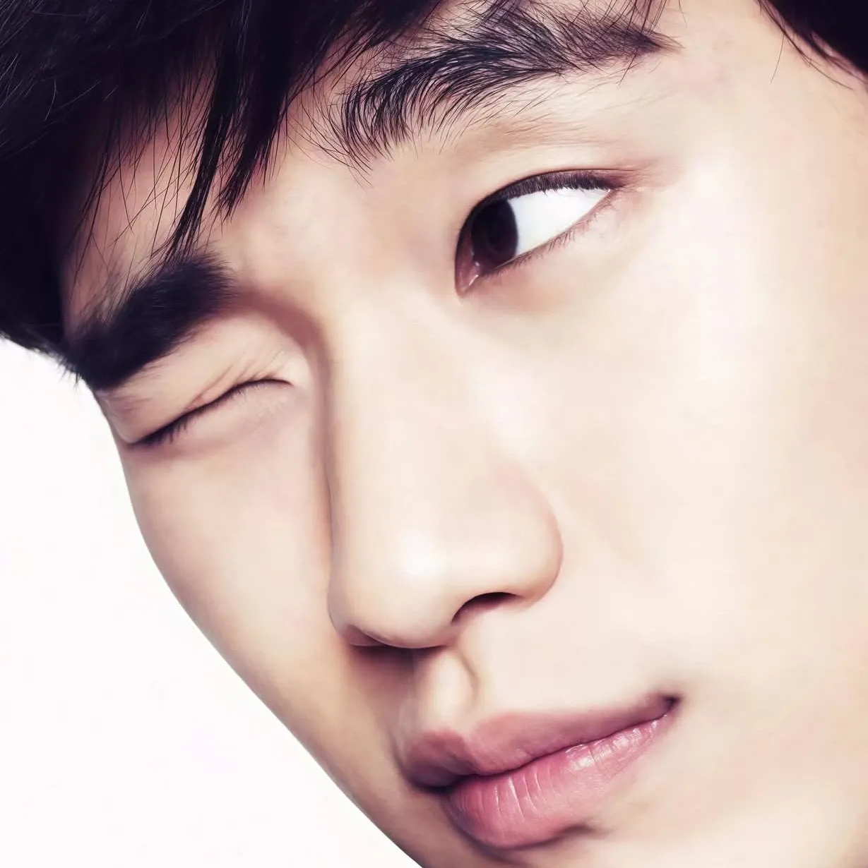 Behind-the-scenes cut of Kim Soohyun