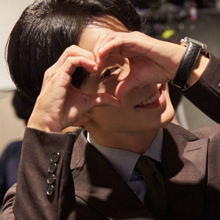 A moment captured by a fan of Lee Joongi