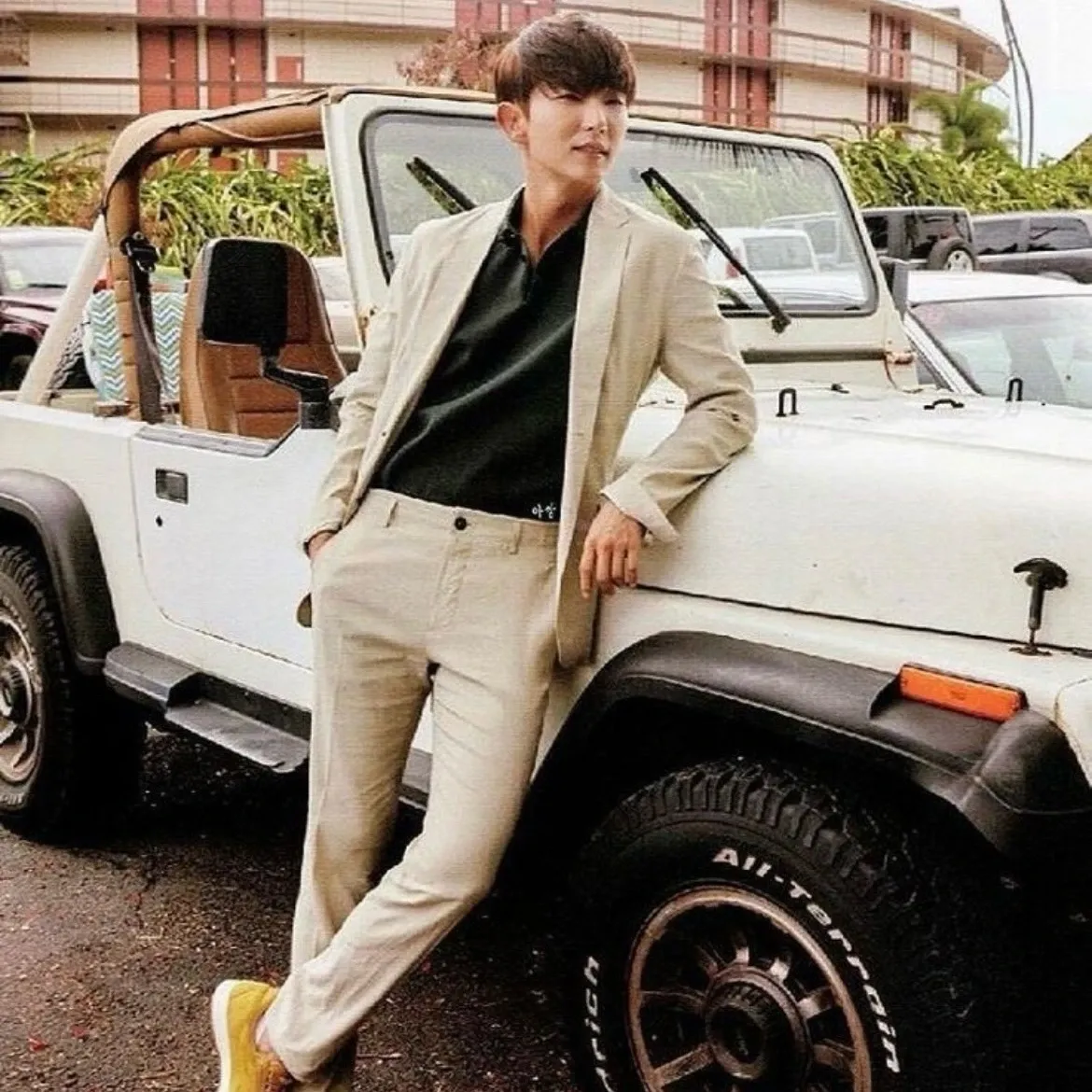 Recent activity shot of Lee Joongi