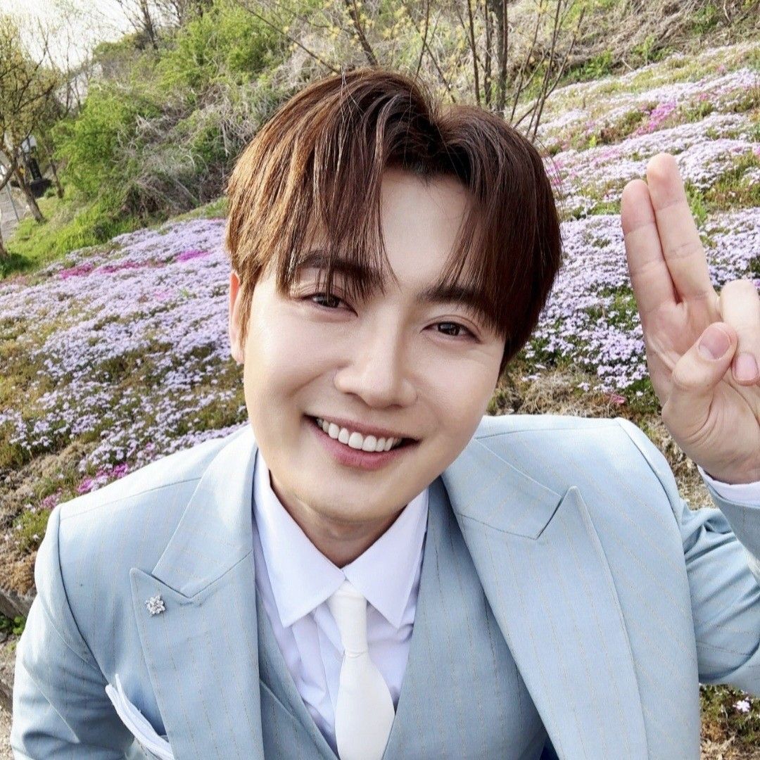 Latest photo of Son Binah