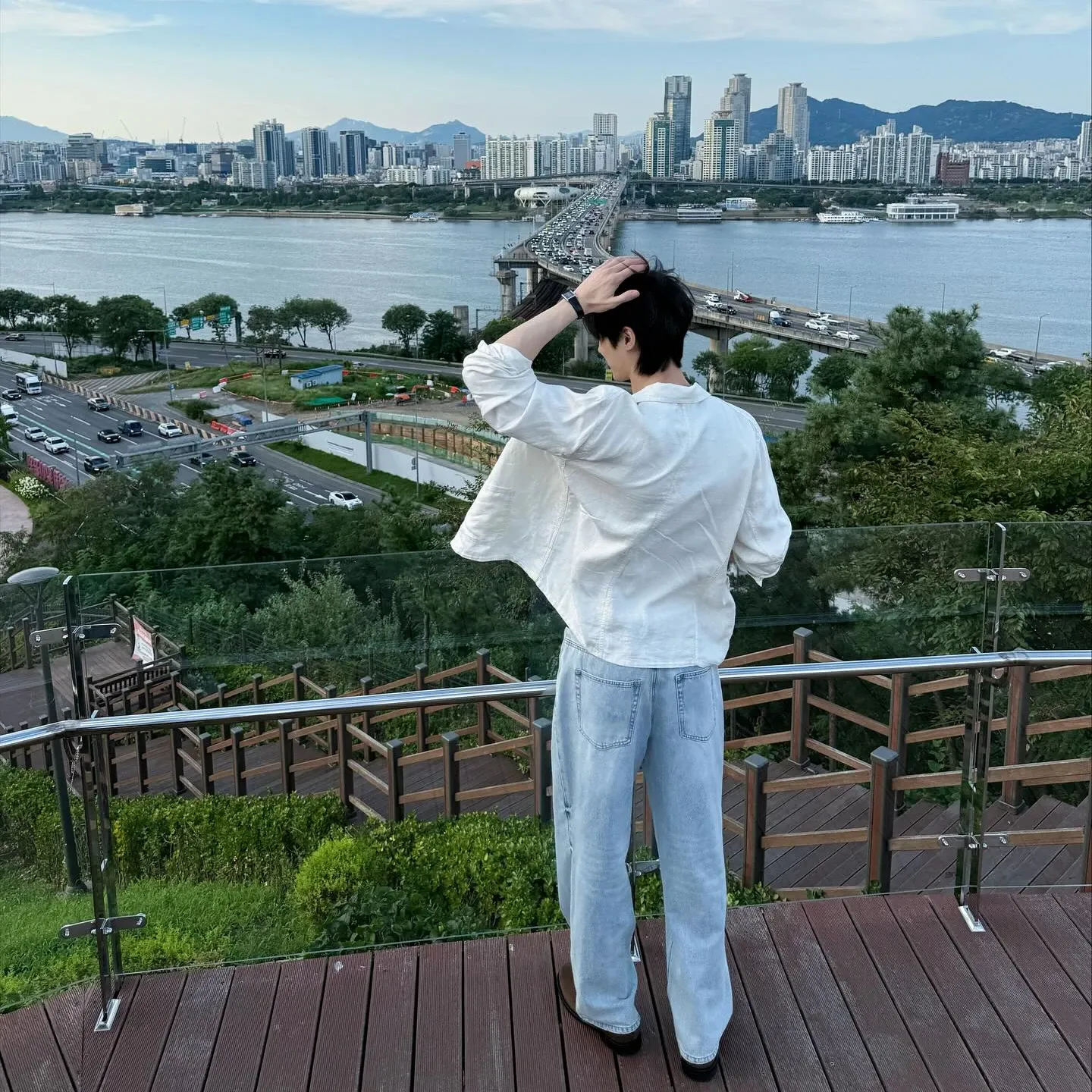 A moment captured by a fan of Byeon Wooseok