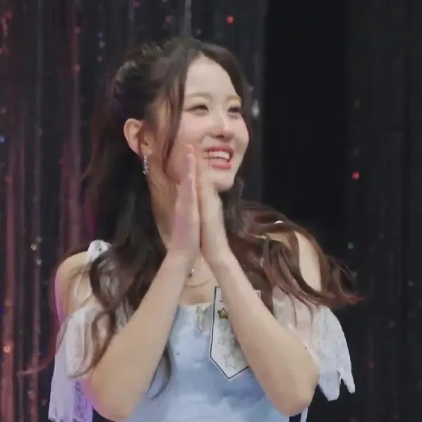Recent activity shot of Oh Yujin