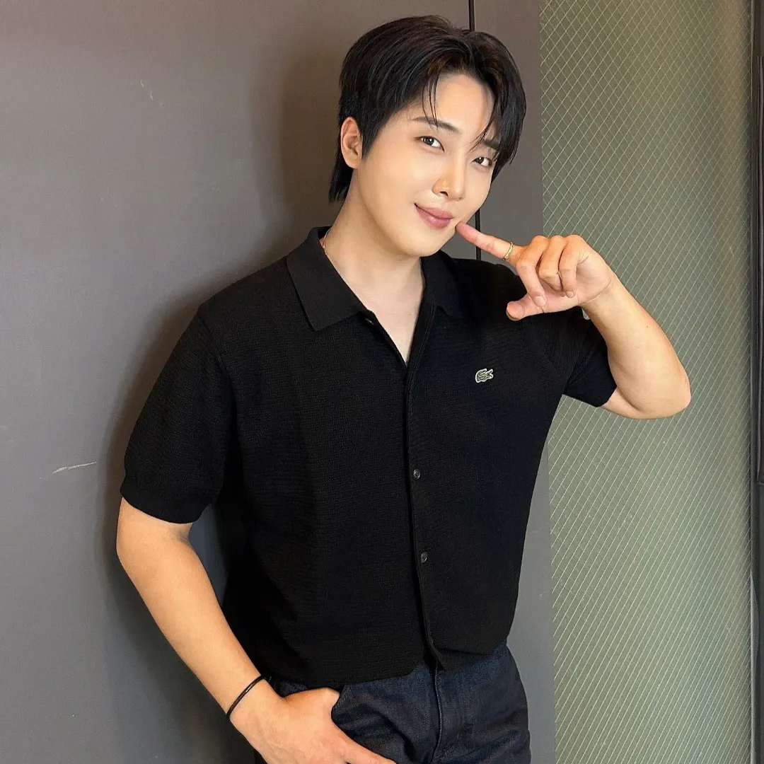 Behind-the-scenes cut of Hwang Yunsung
