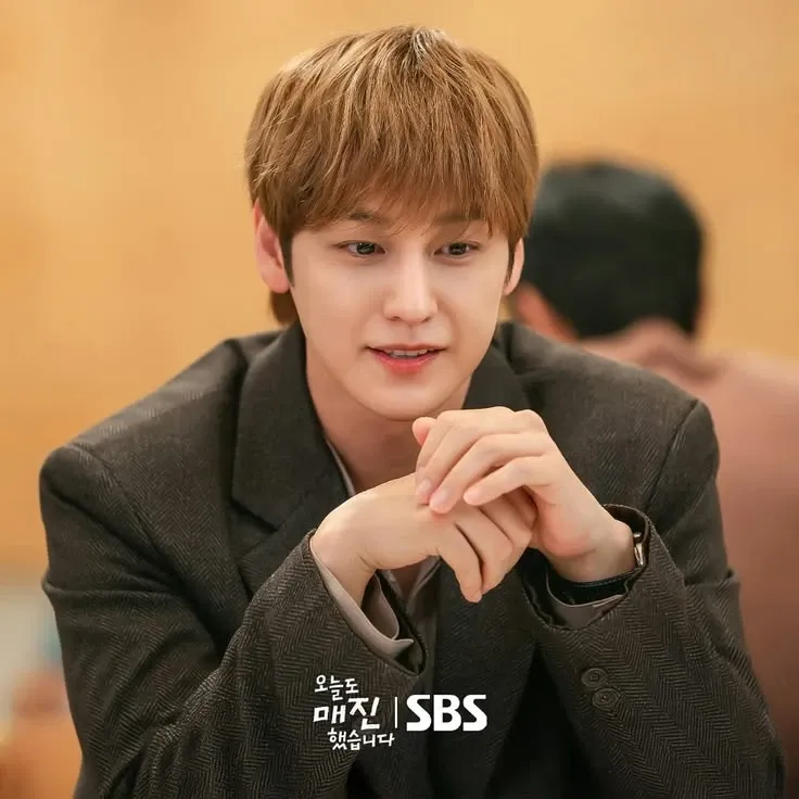 A moment captured by a fan of Kim Bum