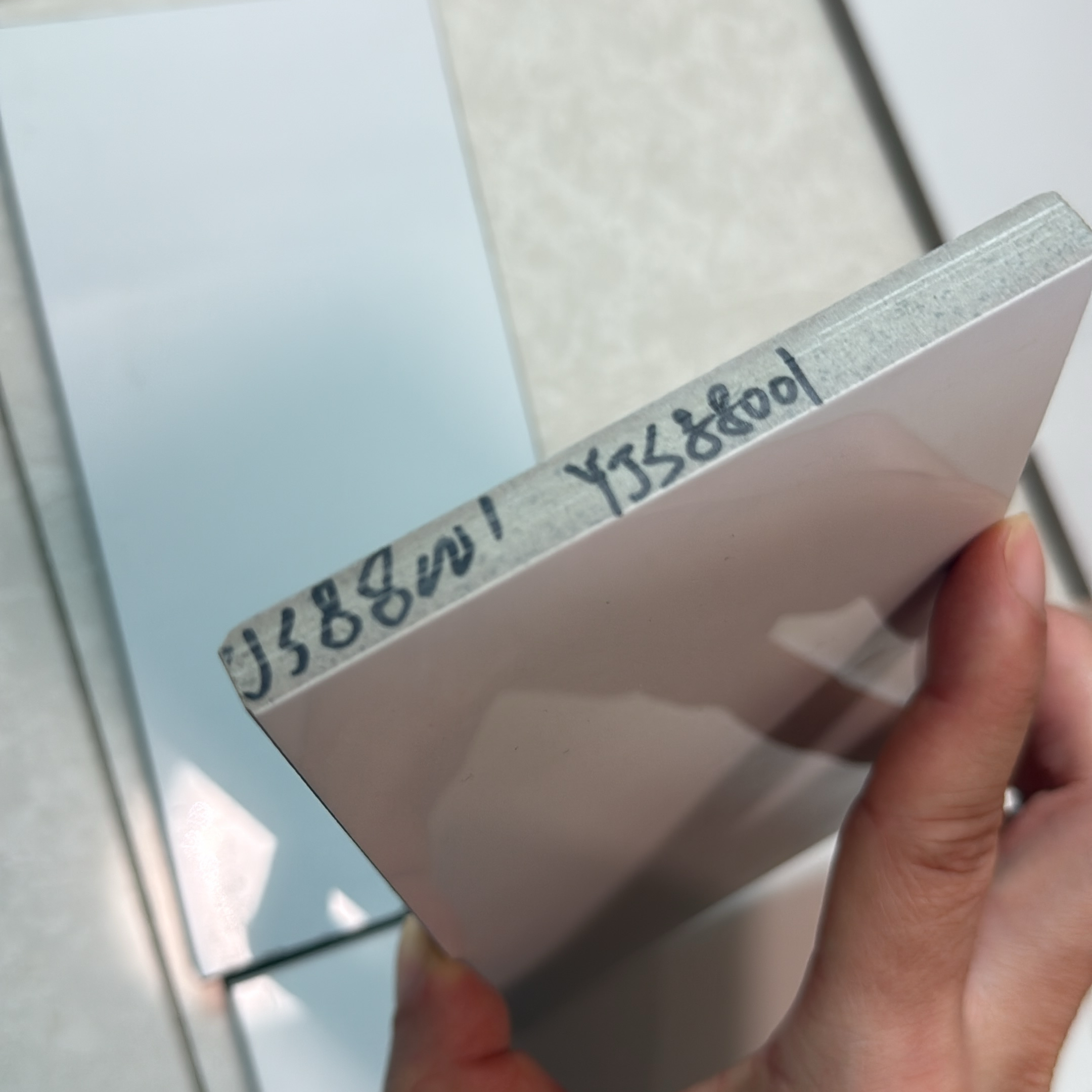 김고은의 비하인드 컷