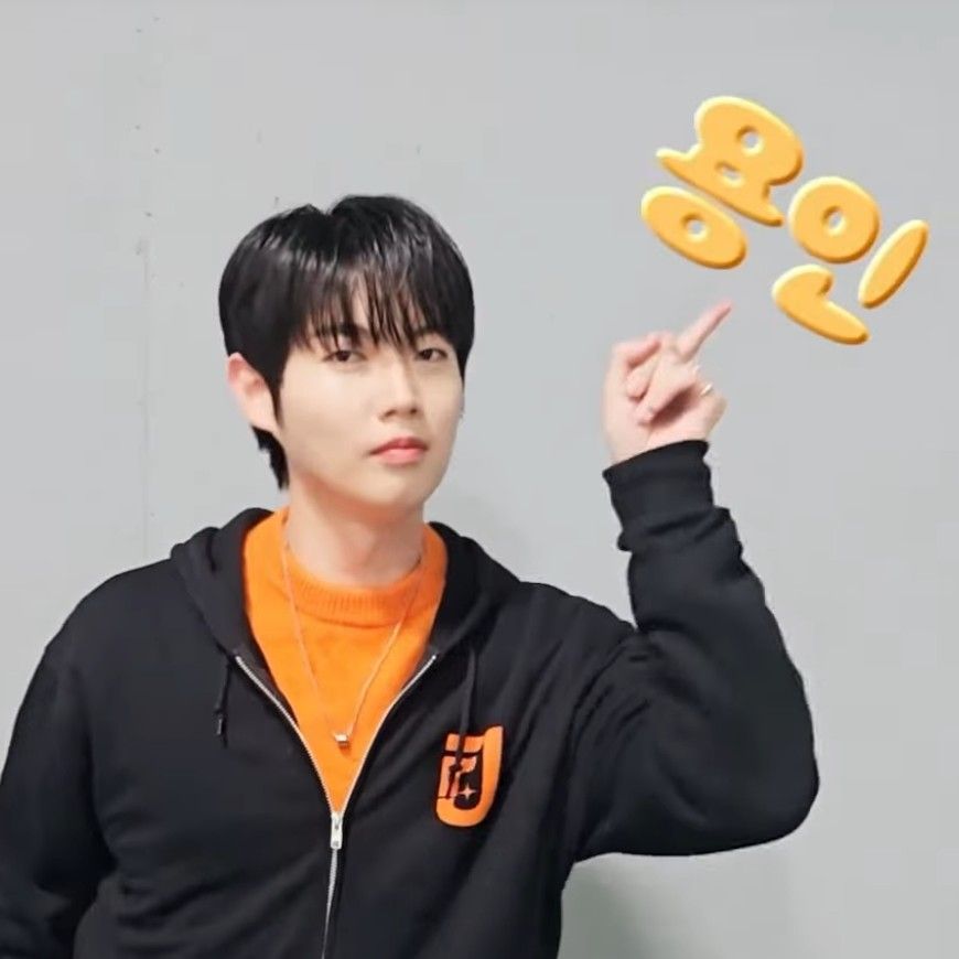 Behind-the-scenes cut of Son Taejin