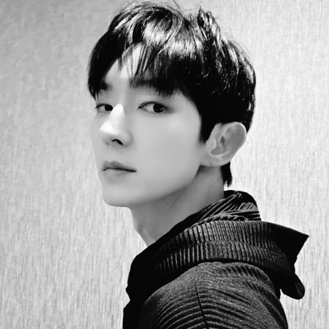 A moment captured by a fan of Lee Joongi