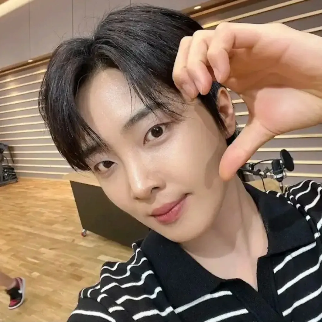 Recent activity shot of Hwang Yunsung
