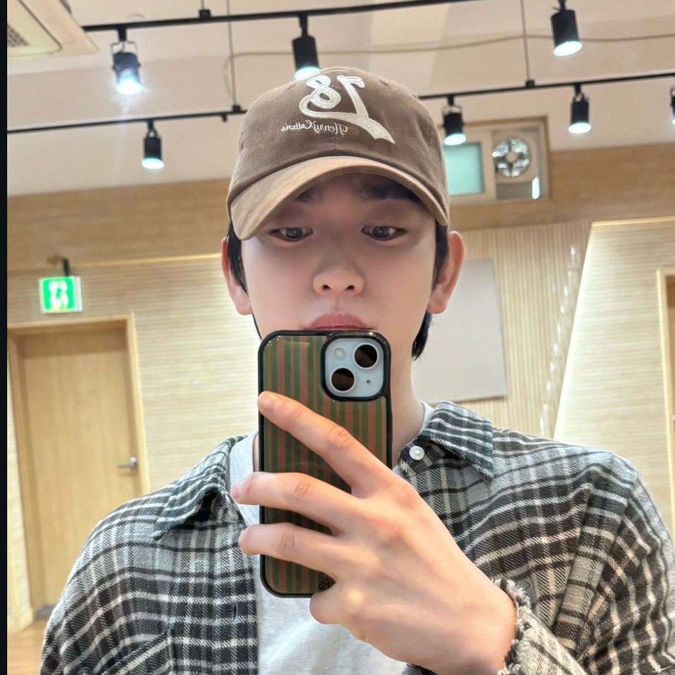 パク・ジニョンの最新写真