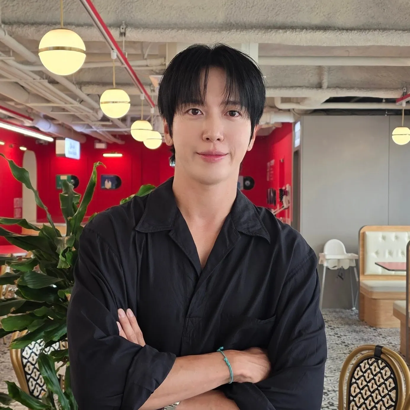 A moment captured by a fan of Jung Yonghwa