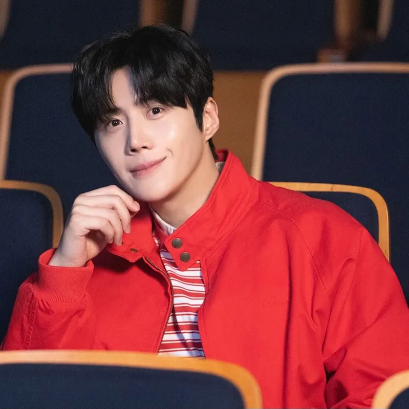 김선호의 최신 사진