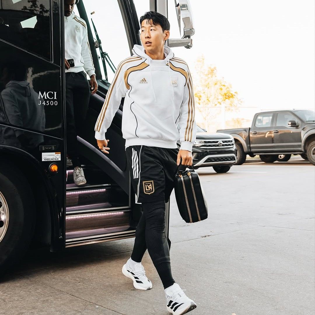 Momen yang diabadikan oleh penggemar Son Heungmin