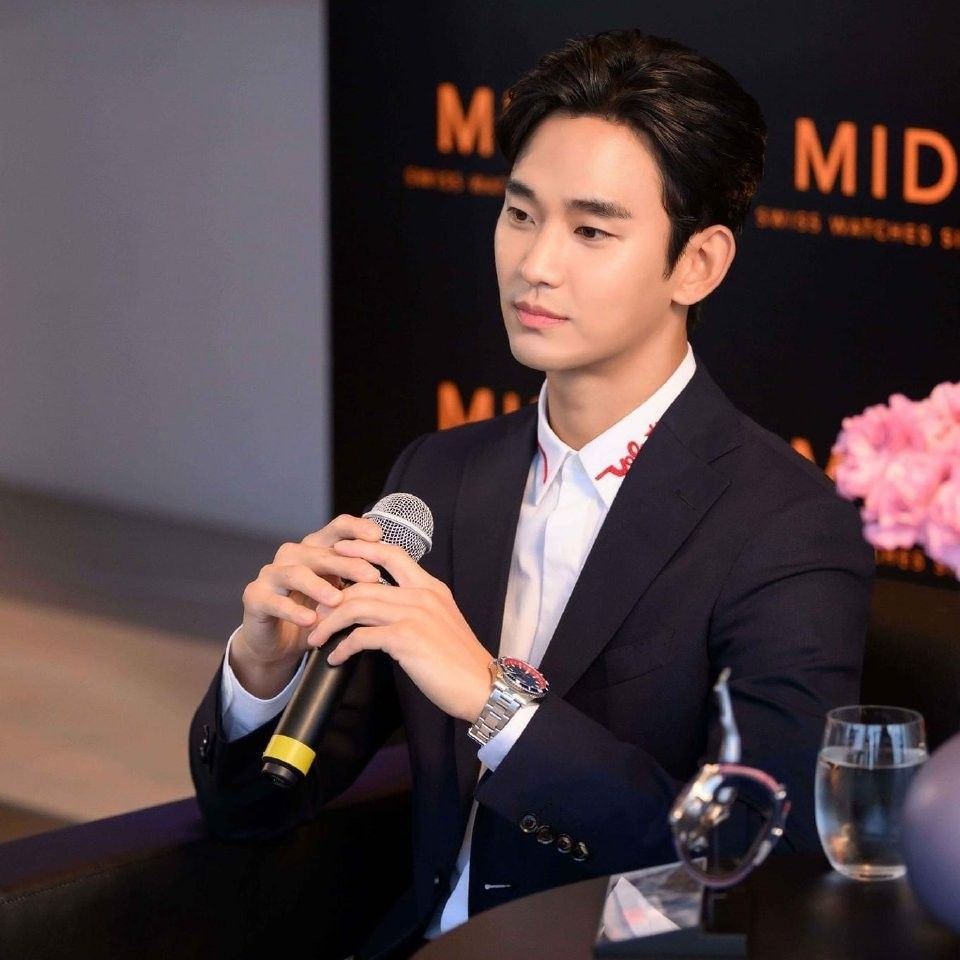 ファンが撮影したキム・スヒョンの瞬間