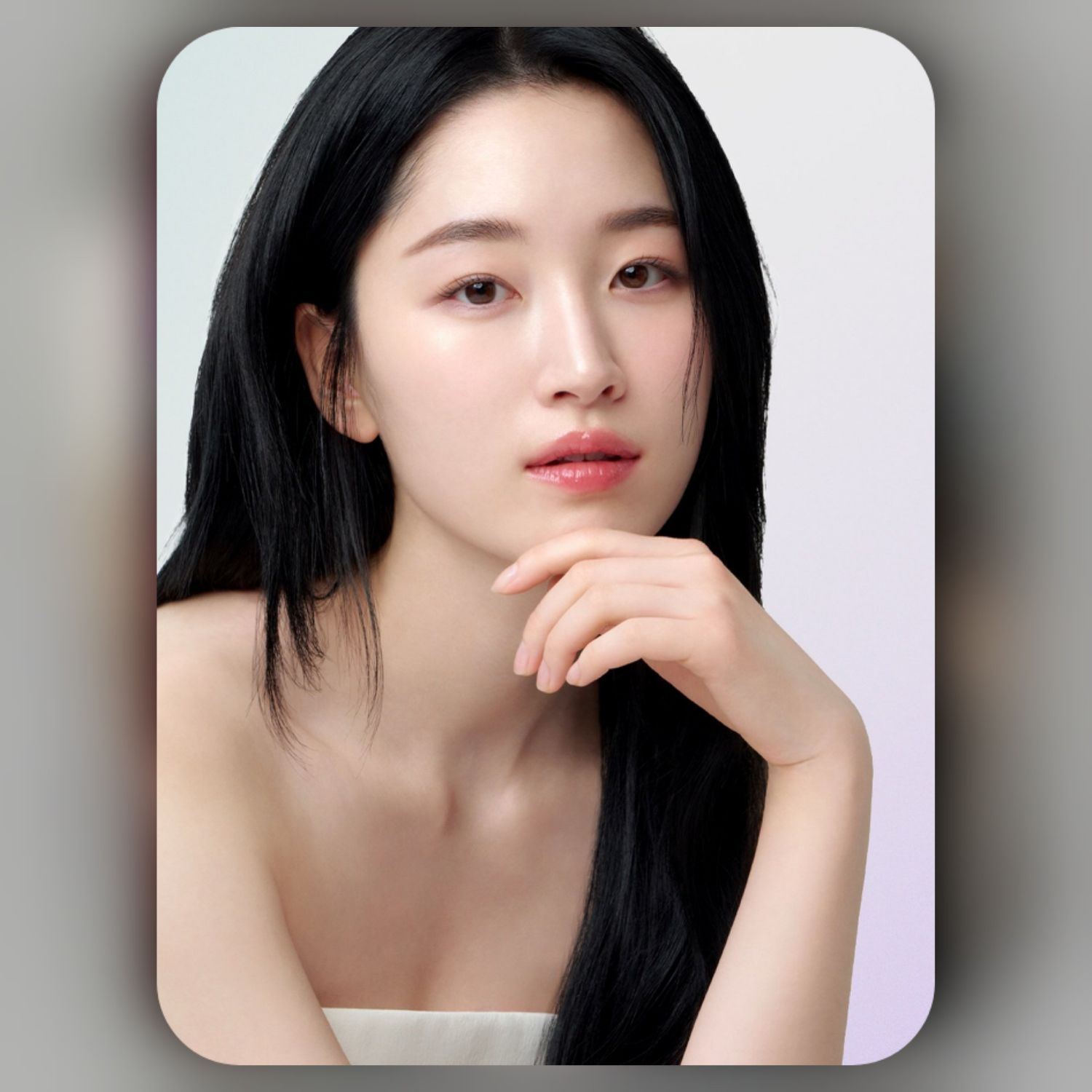 A moment captured by a fan of Won Jian