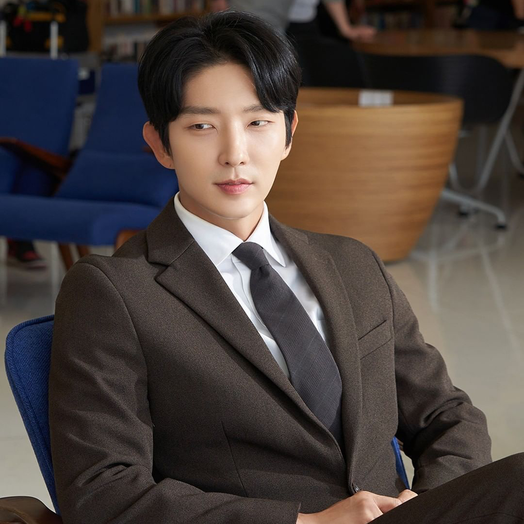 李準基的最新照片