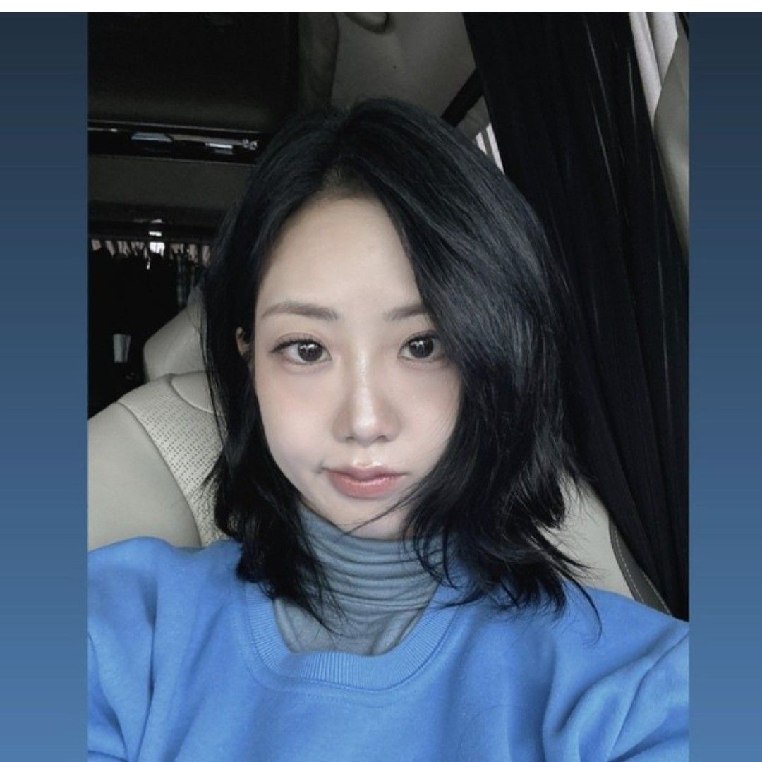 A moment captured by a fan of Kang Hyeyeon