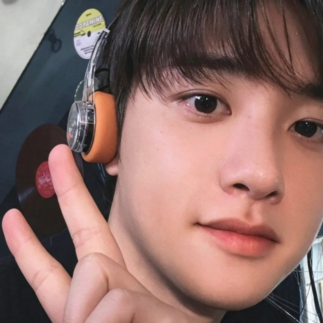 도경수 (디오)의 비하인드 컷