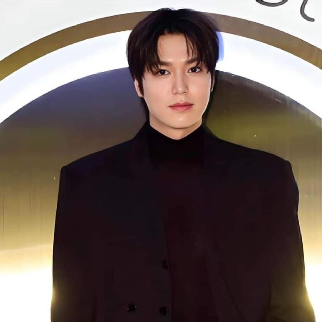 李敏镐的近期活动照