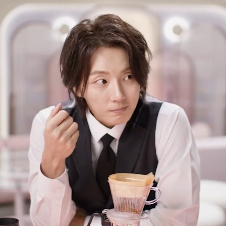 Latest photo of Yoon Shiyoon