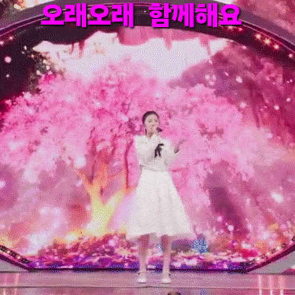 Popular profile photo of Yoon Yoonseo loved by fans