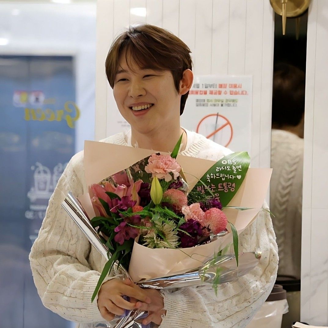 Latest photo of Jinuk