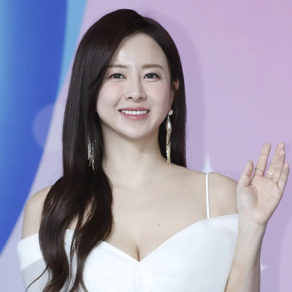 Recent activity shot of Eun Gaeun