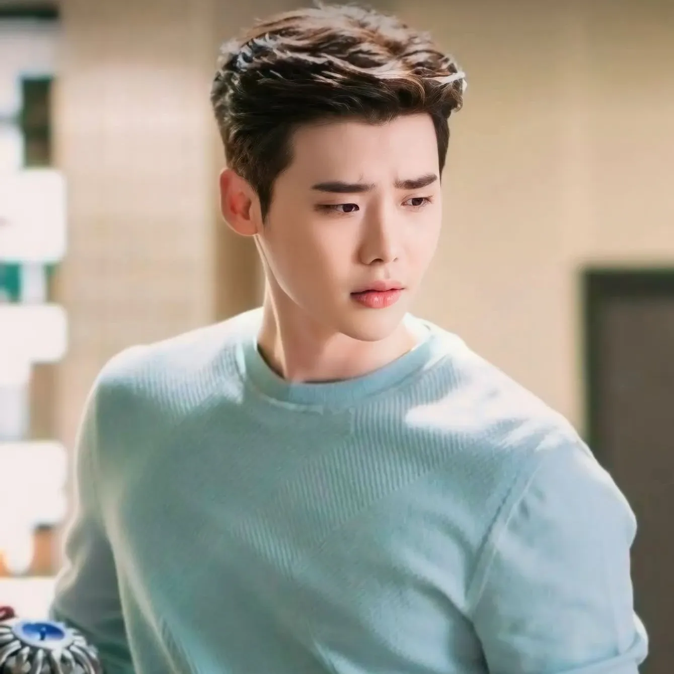 Recent activity shot of Lee Jongsuk