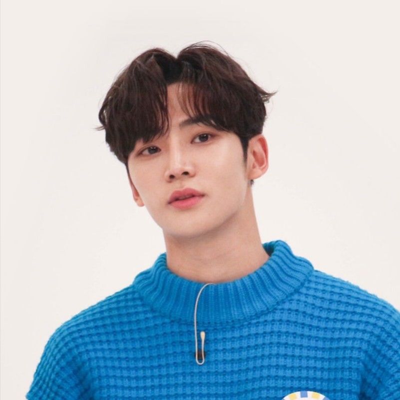 路云的最新照片