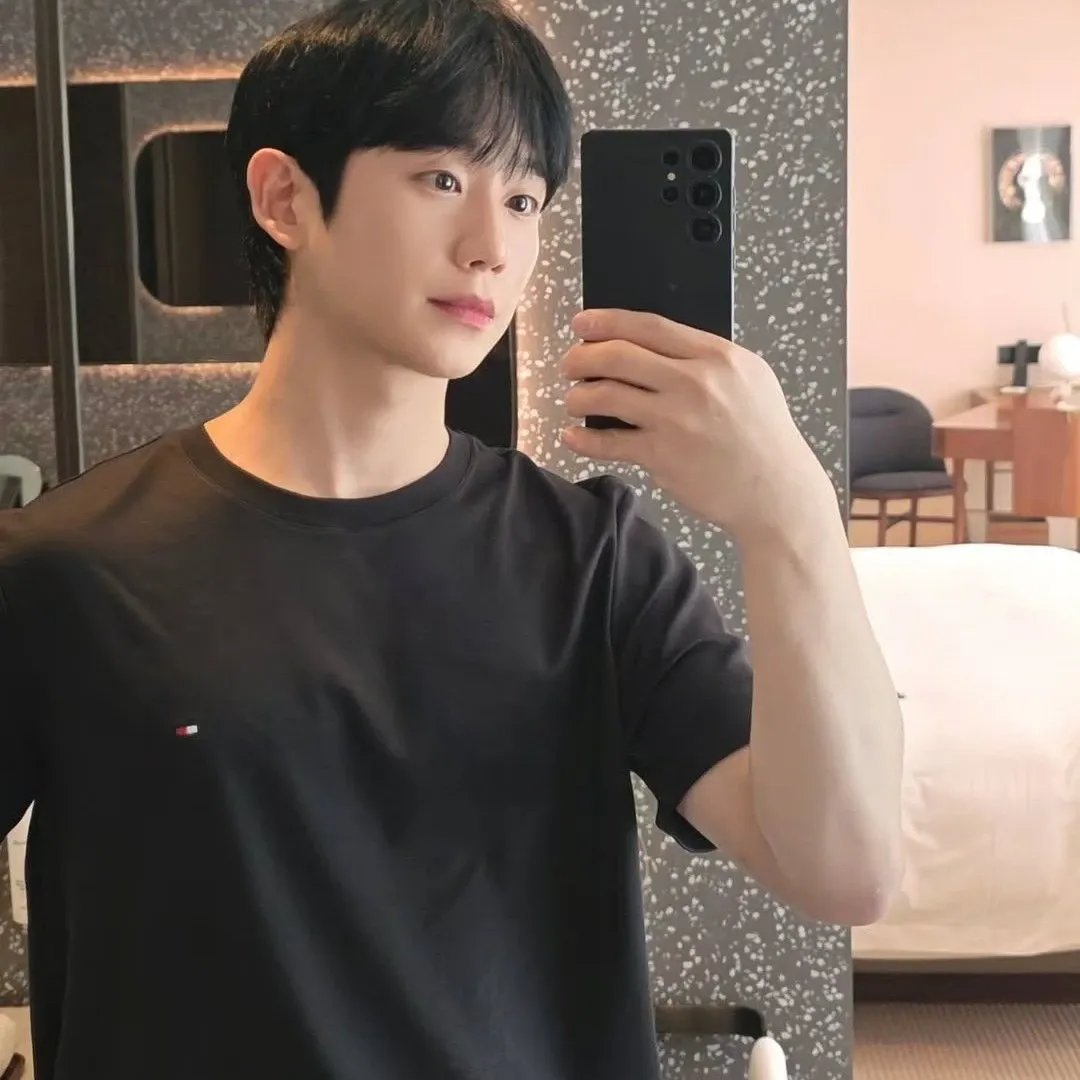 丁海寅的最新照片