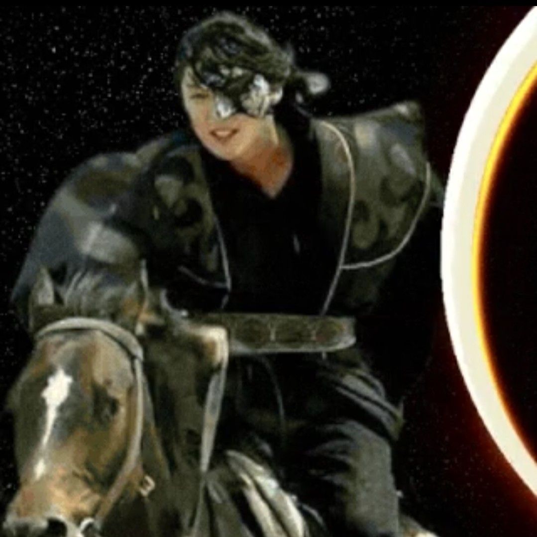 A moment captured by a fan of Lee Joongi