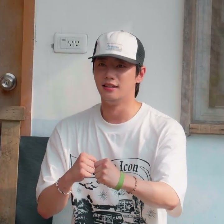 A moment captured by a fan of Lee Junyoung