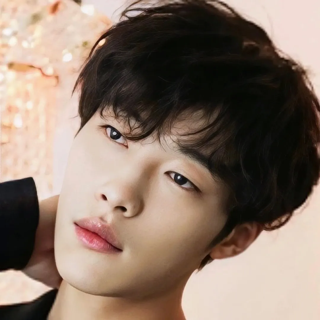 Latest photo of Woo Dohwan