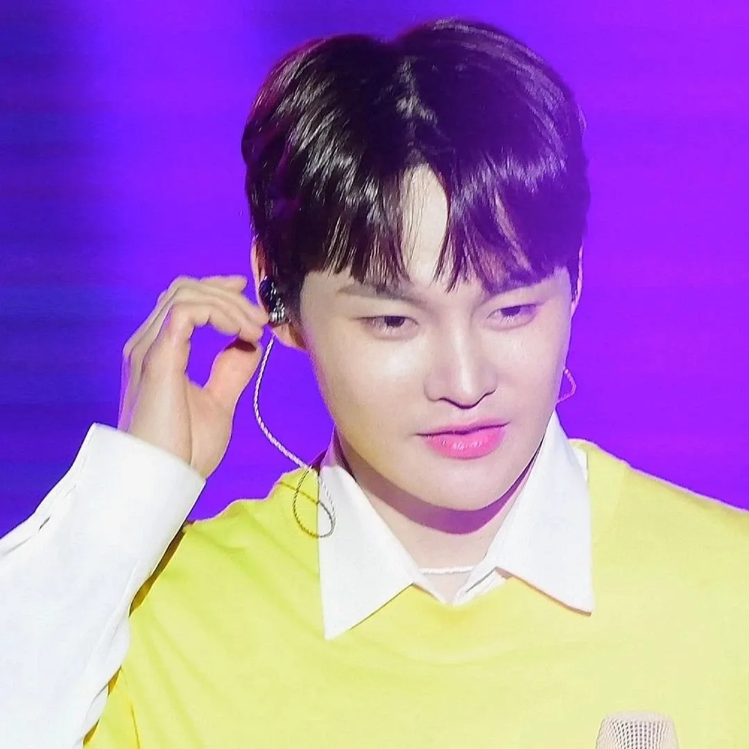 박서진 최근 활동샷