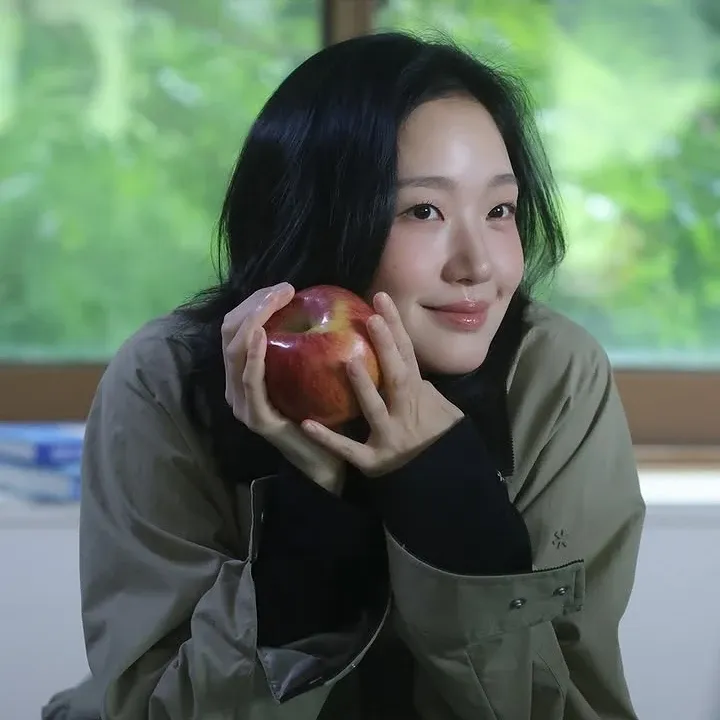Cuplikan di balik layar dari Kim Goeun