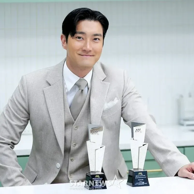 A moment captured by a fan of Choi Siwon
