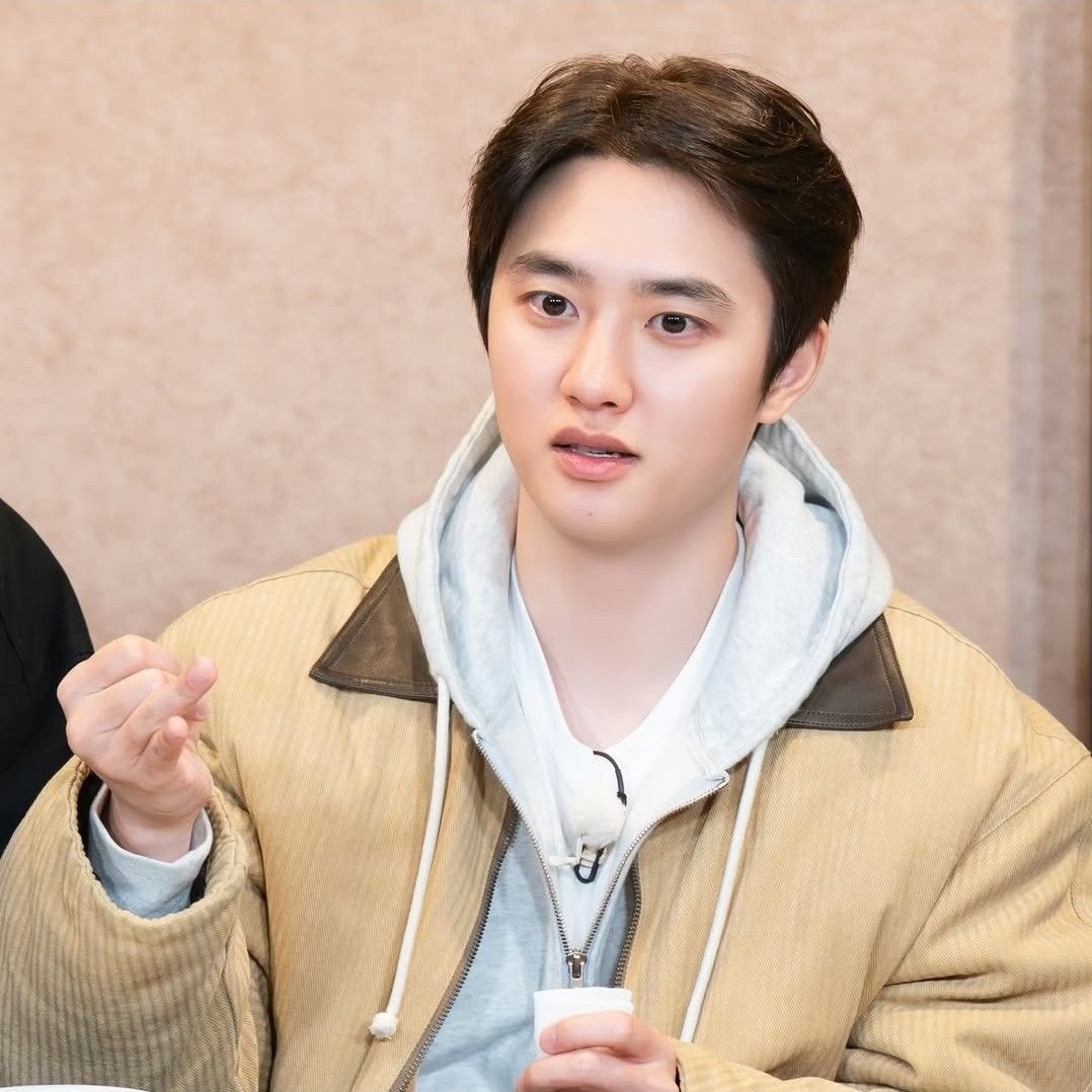 A moment captured by a fan of Doh Kyungsoo (D.O.)
