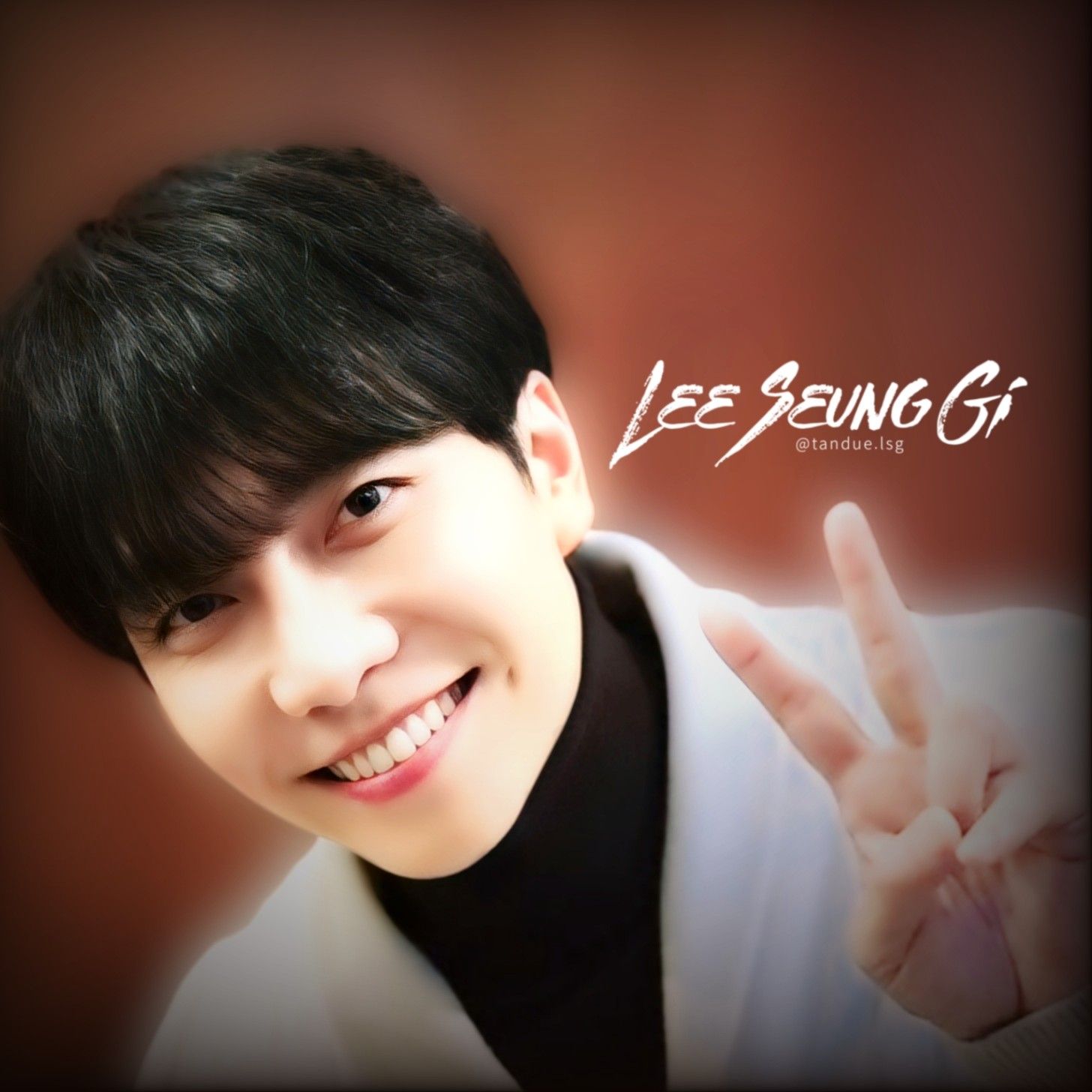 Latest photo of Lee Seunggi