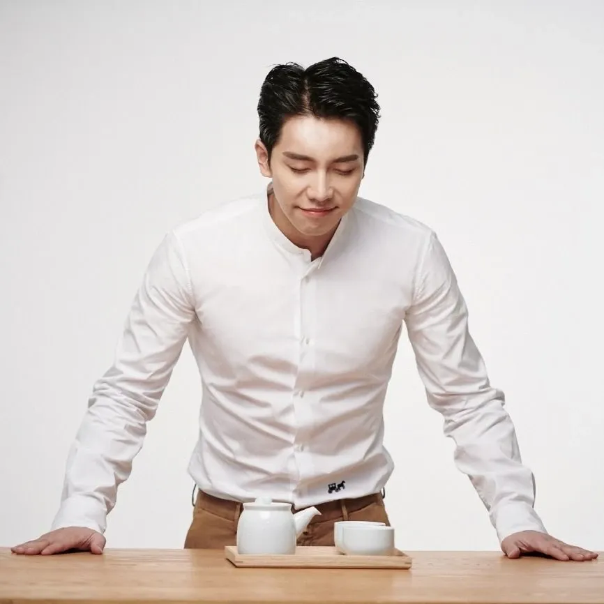 Cuplikan di balik layar dari Lee Seunggi