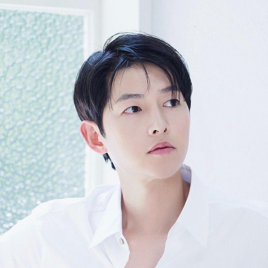 Cuplikan di balik layar dari Song Joongki