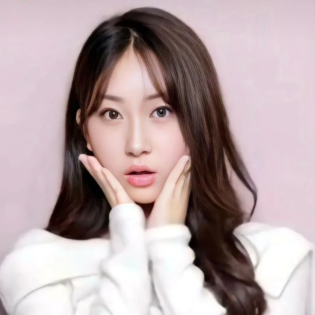 Foto kegiatan terbaru dari Jeon Yujin