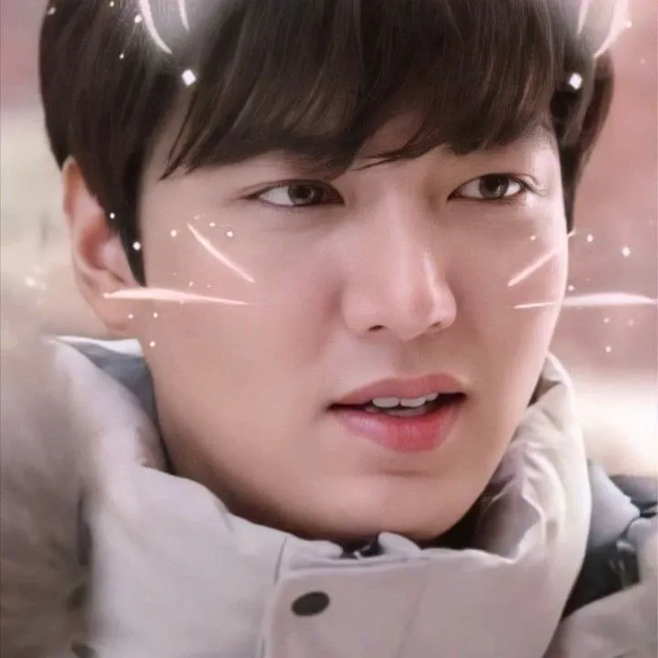 Recent activity shot of Lee Minho