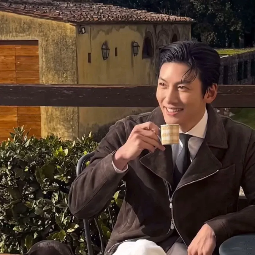 Recent activity shot of Ji Changwook