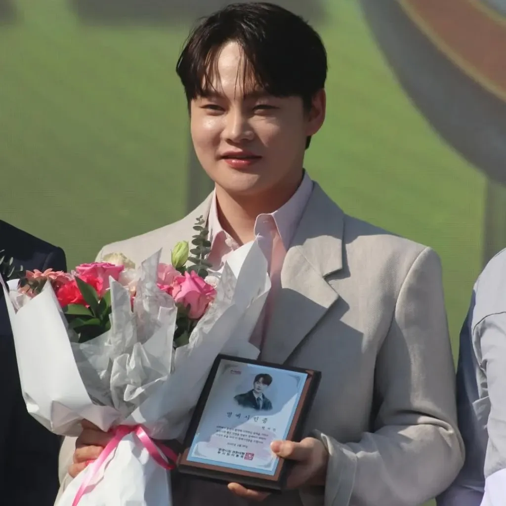 粉丝拍下的朴瑞镇瞬间