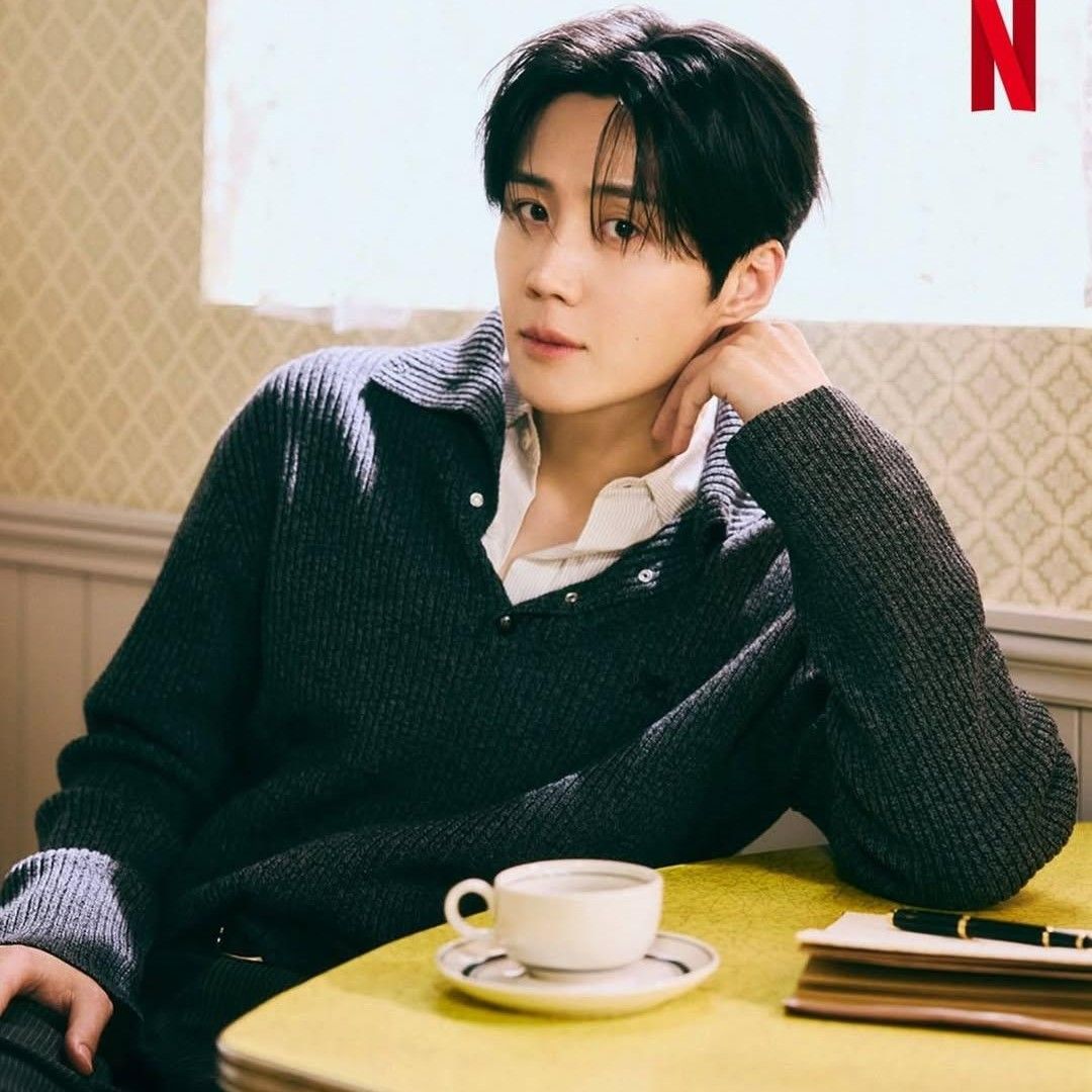 Behind-the-scenes cut of Kim Seonho