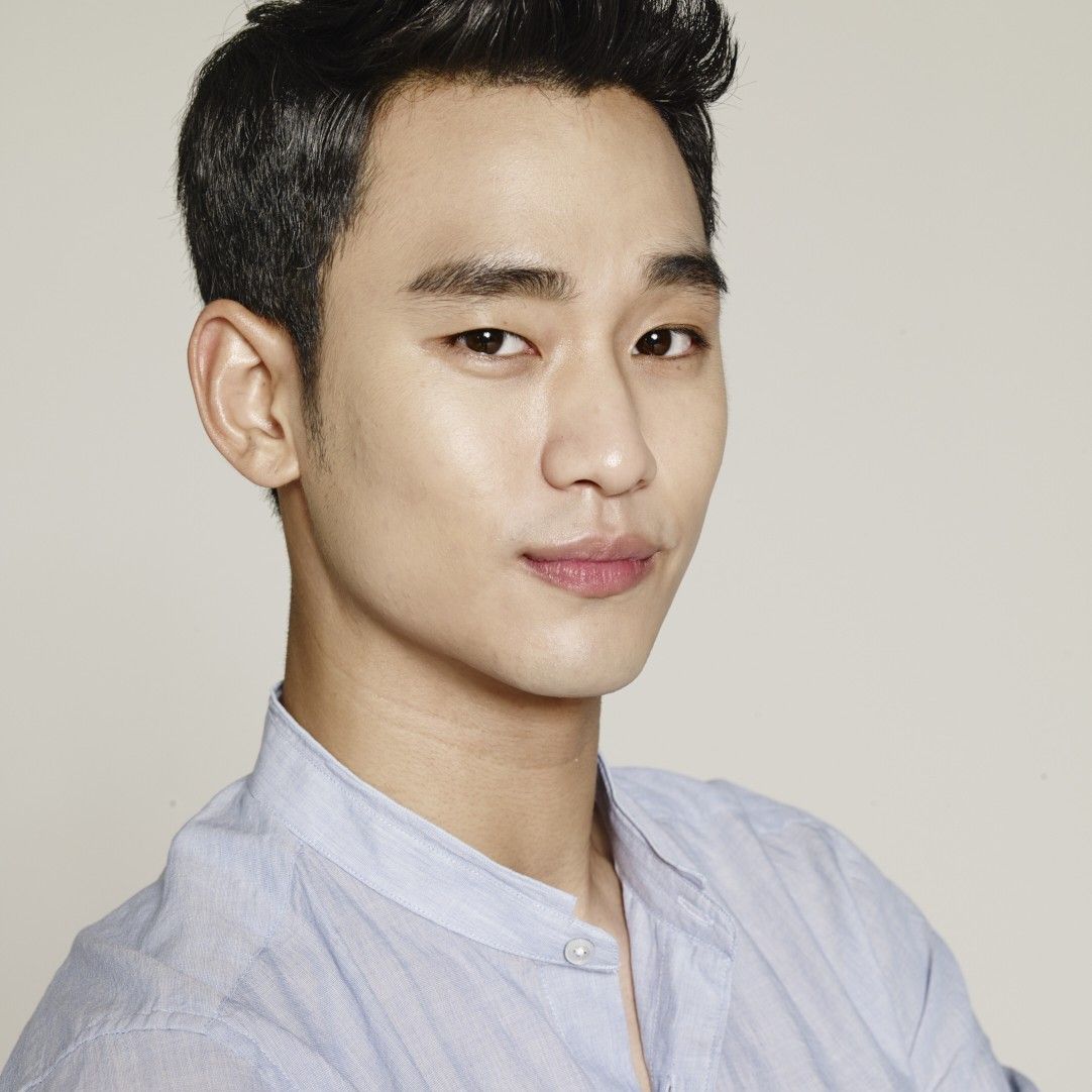 A moment captured by a fan of Kim Soohyun