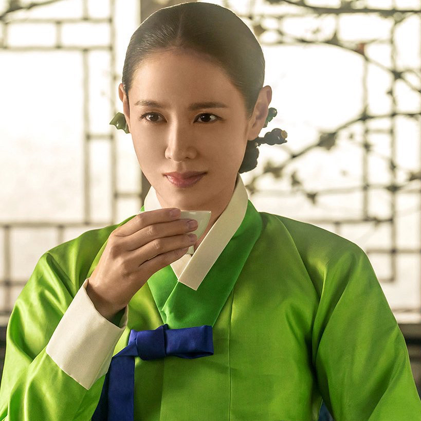 손예진의 최신 사진