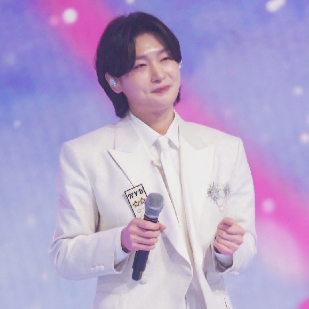 A moment captured by a fan of Kim Yongbin