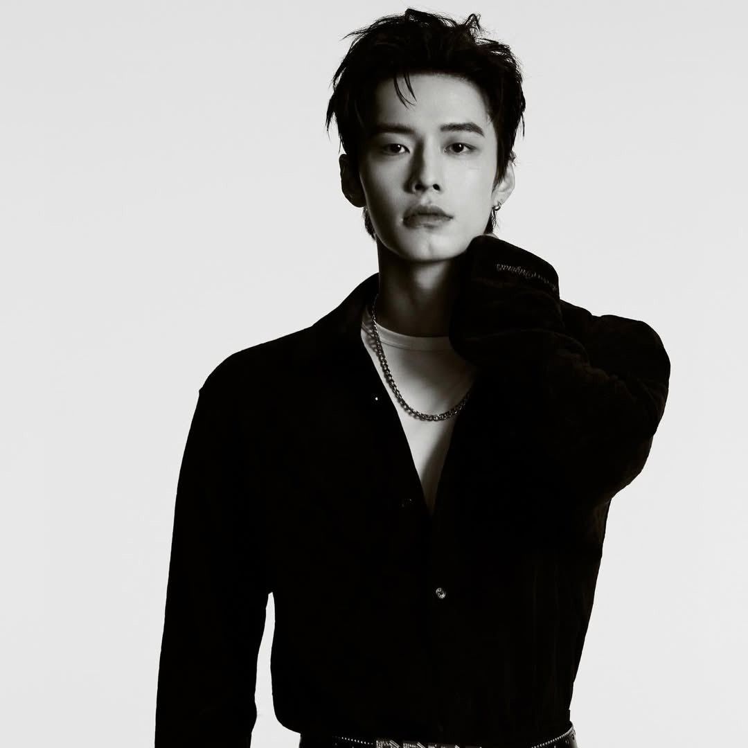 Behind-the-scenes cut of He Yu